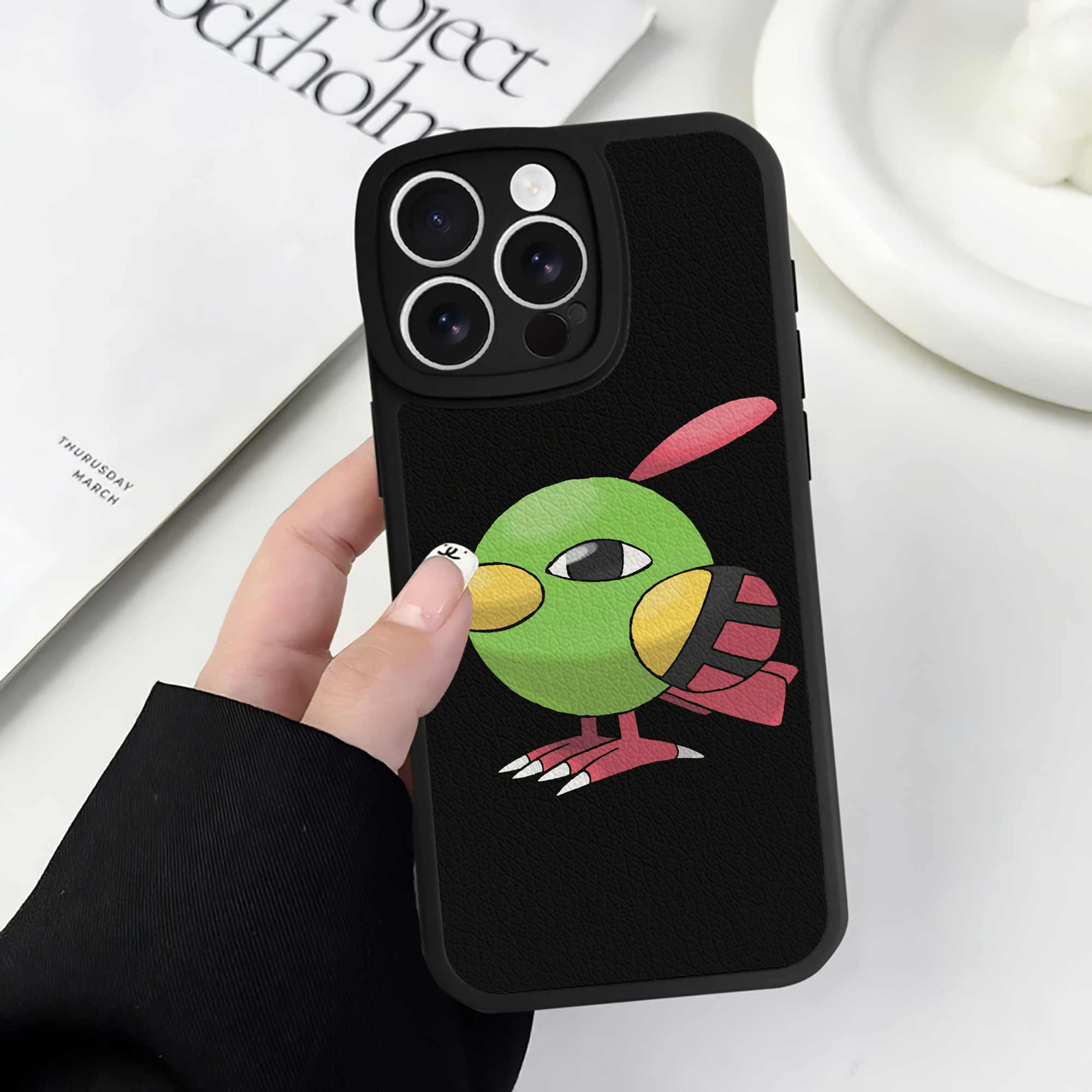 （画像用） ポケットモンスター Pokémon 【iPhone 16シリーズ対応】シリコンスマホケース（レザー調） 材質：シリコン